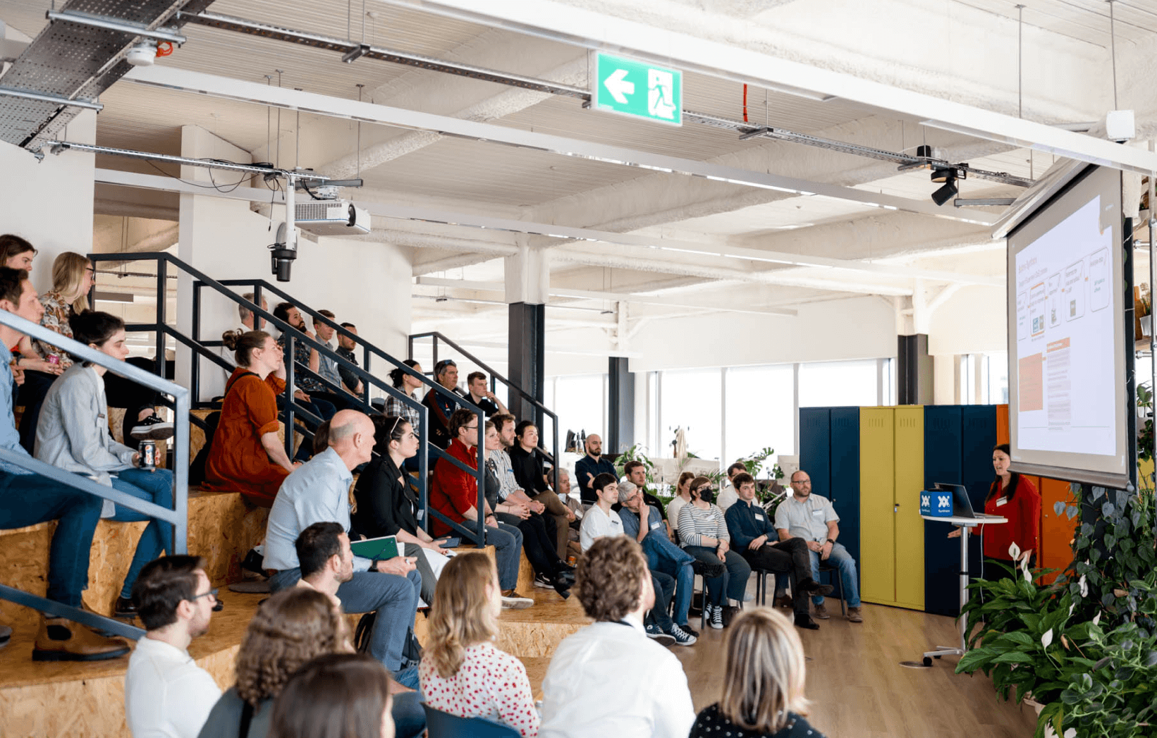 Synthace customers gathered at London Beer, Bytes, and Biology 2023